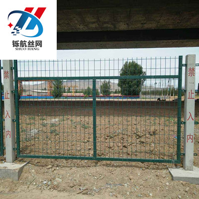 安徽省铁路护栏网安装案例
